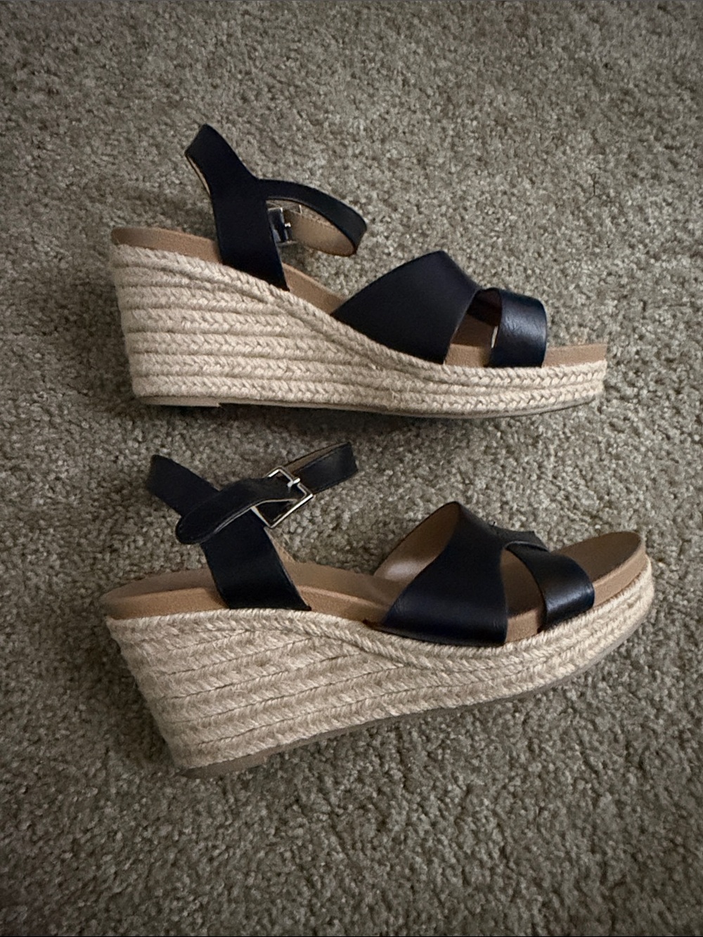 Women's Black Strappy Ankle-Wrap Sandals